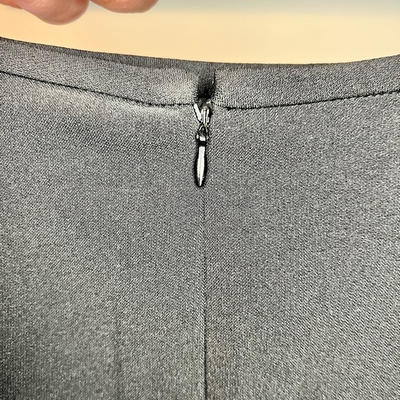 Jones Studio Ladies Black Skirt Size 4 - Picture 5 of 7